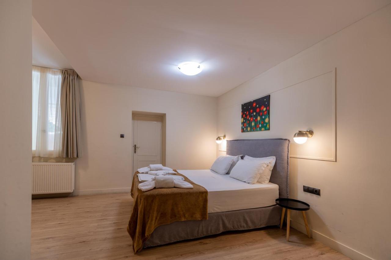 Plaka Arch Suites 아테네 외부 사진